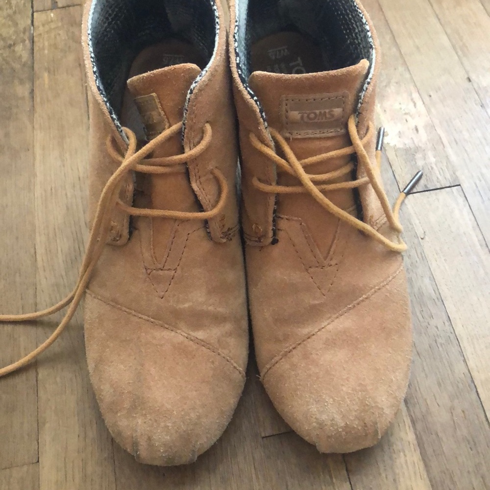 Toms wedges 7.5